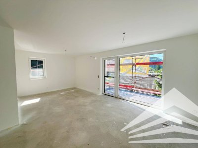 Lichtdurchflutete 3-Zimmer Wohnung mit großem Balkon in Puchenau!