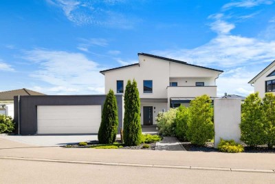Moderne Eleganz trifft Familienkomfort – Traumhaus in ruhiger Lage von Nattheim