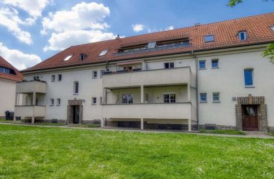 ***ca.4% Rendite***Charmante 3-Zimmer-Wohnung mit Balkon und KFZ Stellplatz***