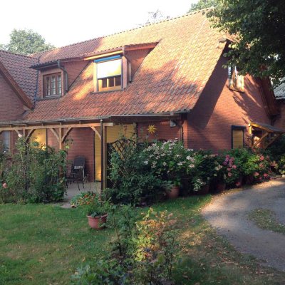 Wohnen zwischen Ganderkesee und Delmenhorst - moderne 3,5 Zimmer-Wohnung mit Terrasse und Garten