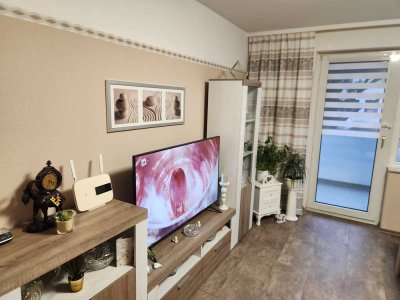 145000 € - 57 m² - 2.0 Zi.
Provisionsfrei 
Tel +49 174 8027856