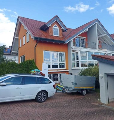 Exklusive Doppelhaushälfte mit Wintergarten & Kamin in Fulda-Niesig