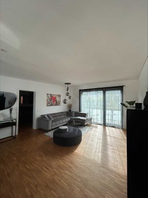 Neuwertig mit EBK und großem Balkon: attraktive 3-Zimmer-Wohnung in Baden-Baden