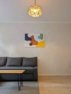 Frisch renovierte, komplett möblierte 45-m²-Wohnung mit Balkon