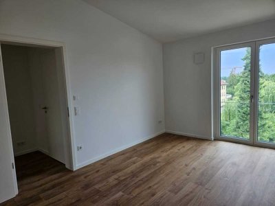 Erstbezug mit Balkon: Geschmackvolle 4-Zimmer-Wohnung mit gehobener Innenausstattung in Eching