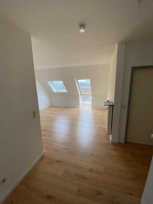 Wunderschöne Dachgeschoßwohnung im Senioren-Quartier Kreisstr.
