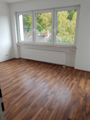 3-Zimmer -Wohnung Balkon Ausblick ins Grüne in Schlangenbad