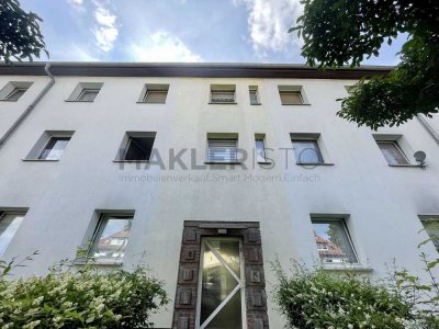 Ruhige 2-Zimmer-Wohnung mit Potenzial – Bad mit Fenster, Laminat & Keller!