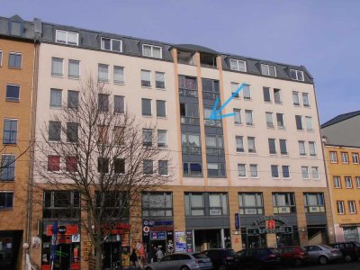 Freundliche 2-Raum-Wohnung mit verglaster Loggia mitten in Sudenburg sucht Sie!