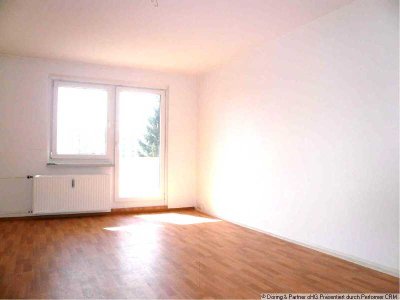 Neu sanierte 3-Raum-Wohnung mit Balkon in Zentrumsrandlage !