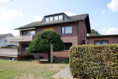 Wunderschöne 3 ZKB mit EBK, Balkon und Garage - Ruhige Lage in Niestetal-Heiligenrode