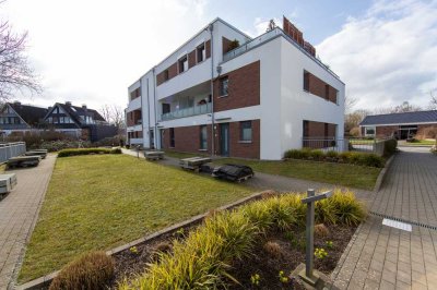 Bezugsfrei ab April 2025 - exklusive 4-Zimmer-Wohnung mit kleinem Garten in 24159 Kiel Schilksee