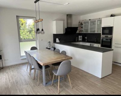 Hochwertige 3-Zimmer-Wohnung mit Terrasse/Garten und Einbauküche in Winnweiler