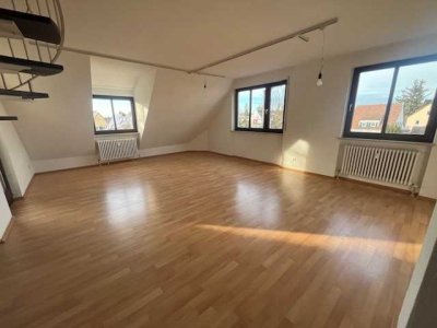 großzügige DG-Maisonettewohnung in Laufamholz