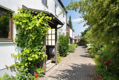 H&G - Idyllisches Reiheneckhaus für Familien mit Potenzial und reichlich Lebensqualität in Ismaning
