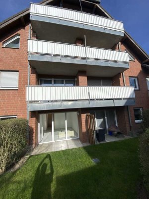 Schönes 1,5 Zimmer Apartment mit Sonnenterrasse, Einbauküche und TG-Platz !