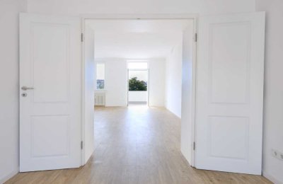 Wohnen & Wohlfühlen: Sonnige 4-Zimmer Wohnung mit Balkon u. perfekter Raumaufteilung!