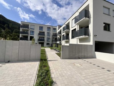 ERSTBEZUG - HELL & MODERN MIT SÜD-BALKON