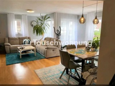 Tauschwohnung: Sonnige geräumige 3 Zimmer mit Sonnenbalkon und Stellplatz