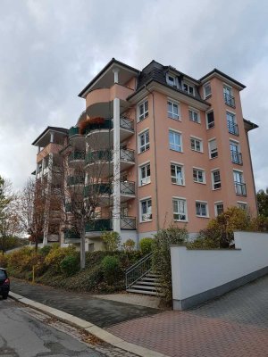 Hochwertige 2-Raum-Wohnung (2. OG) mit Balkon / TG / Aufzug in Zwickau