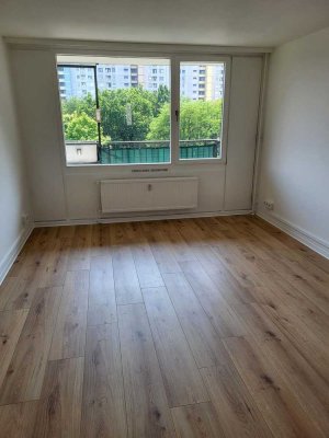 Moderne 2-Zimmer-Wohnung in Laatzen mit Balkon