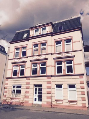Schöne ruhige Altbauwohnung im Zentrum