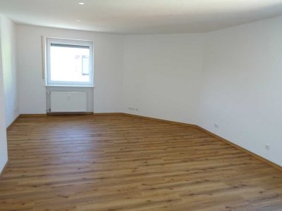 Tolle neurenovierte 3-ZKB Wohnung in ruhiger Innenstadtlage