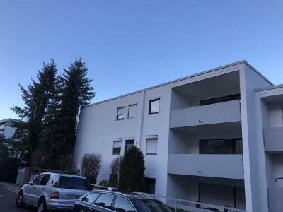 Stilvolle 2-Raum-Wohnung mit gehobener Innenausstattung mit Einbauküche in Saarbrücken