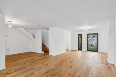 Engel & Völkers: Penthouse - Maisonette über den Dächern von Siegburg