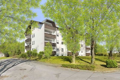 EINMALIGE GELEGENHEIT: Bezugsfreie 3 Zimmer Wohnung mit Südbalkon in Top Lage von Eggenfelden!