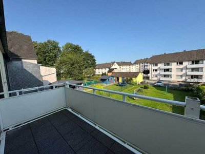 Zentral in Gevelsberg mit  Altbau-Charme!  3,5-Zimmer-Wohnung mit Balkon und Stellplatz