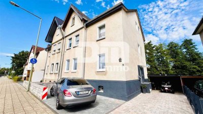 Umfangreich saniertes Zweifamilienhaus + Carport auf großem Grundstück mit Traumgarten