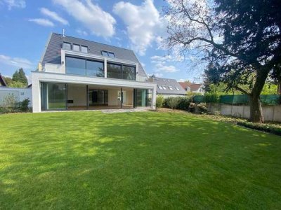 VILLA - KAMIN - PARKETT - FEINPUTZ - 5 BÄDER + Gäste-Apartment