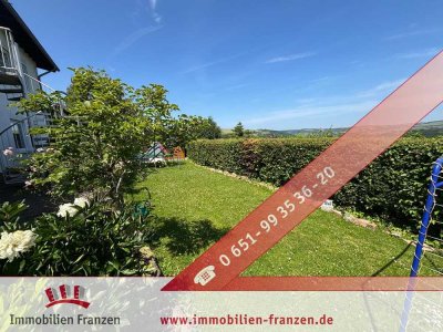 Einzugsbereite, renovierte 124 m² große Eigentumswohnung mit Kamin, EBK, mehreren Terrassen und Gara