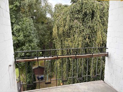 Wunderschöne 3 Zimmer mit Balkon (saniert)