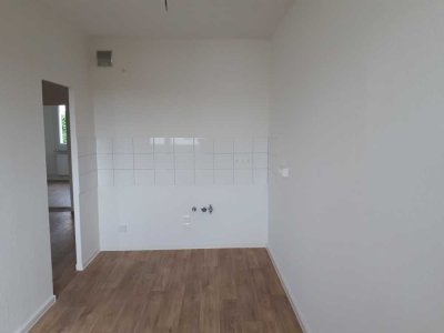 bezugsfertige 4-Raum-Wohnung mit Balkon