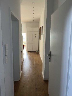 Schicke möblierte 3-Zimmer Altbauwohnung mit Balkon in Köln Sülz befristet auf 3 Jahre