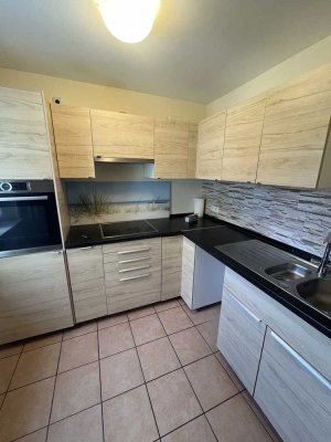 2 Zimmer Wohnung mit Balkon und Stellplatz zu verkaufen