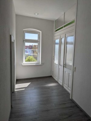 Helle gemütliche DG-Wohnung, ideal für Berufspendler