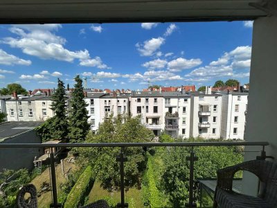 Wunderschöne 3 Zi.-DG-Whg. ca. 94qm in der Travelmannstraße, FREI zum 01.08.2025