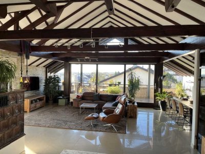 Traumhafte Dachgeschosswohnung mit viel Licht und Aussicht