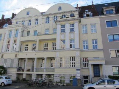 provisionsfrei von privat - ETW in schönem Jugendstilhaus
