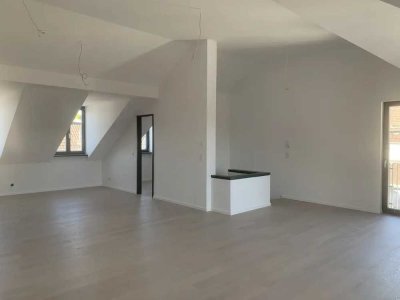 Geschmackvolle  3,5-Zimmer-Maisonette-Wohnung mit Balkon