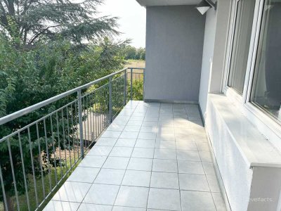 Helle 2-Zimmer-Wohnung mit großem Südbalkon