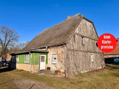 HORN IMMOBILIEN ++ ein Haus bei Brüssow, mit viel Platz und einem großen Garten in sehr ruhiger Lage