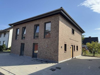 Neubau | Doppelhaushälfte in Ostenland