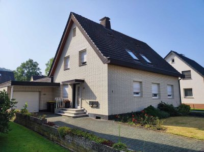 Freistehendes, helles Einfamilienhaus in bester Wohnlage von Wahlscheid zu vermieten