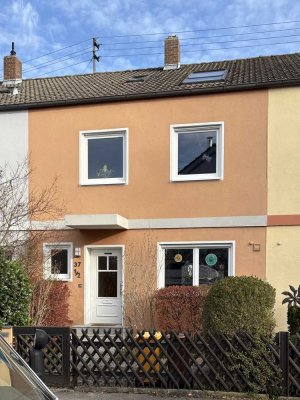 Charmantes Reihenhaus mit 4 Zimmern in Augsburg-Hochzoll -Traumhafte Lage