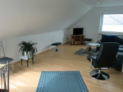 Gepflegtes Zweigenerationenhaus in ruhiger Sackgassenlage