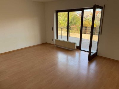 1 Zimmerwohnung nur für Single mit EBK u. Terrasse